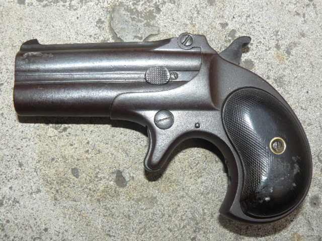 Derringer gauche.JPG