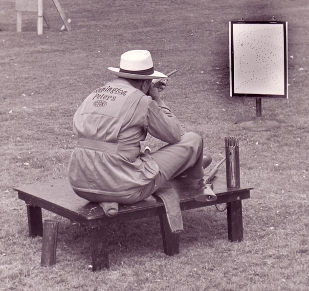 Exhibition_Shooting_Bill_Adkins_005.jpg